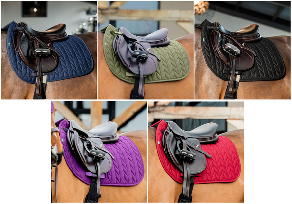 Horseware Amigo Close Contact Saddle Pad Jump/GP Cloth Square Navy/Bramble/Berry