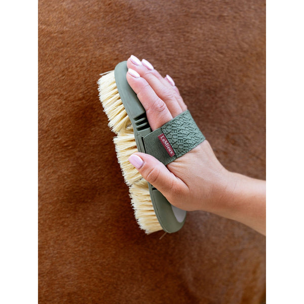 LeMieux Flexi Scrubbing Brush Flexible Deep Clean Removes Horse Dirt Dust Hair