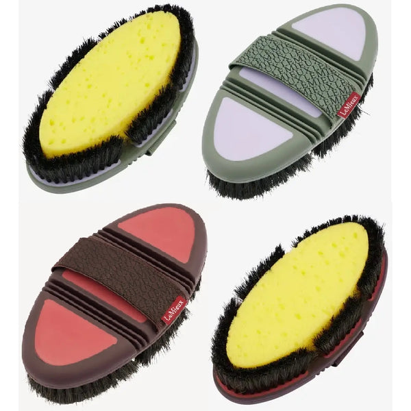 LeMieux Flexi Sponge Brush Deep Clean Horse Washing Brush Removes Dirt Dust Hair